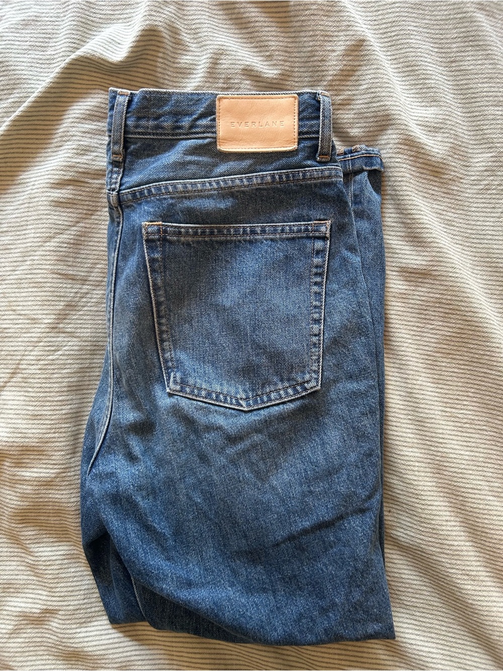 Everlane Women’s 90s cheeky Jean